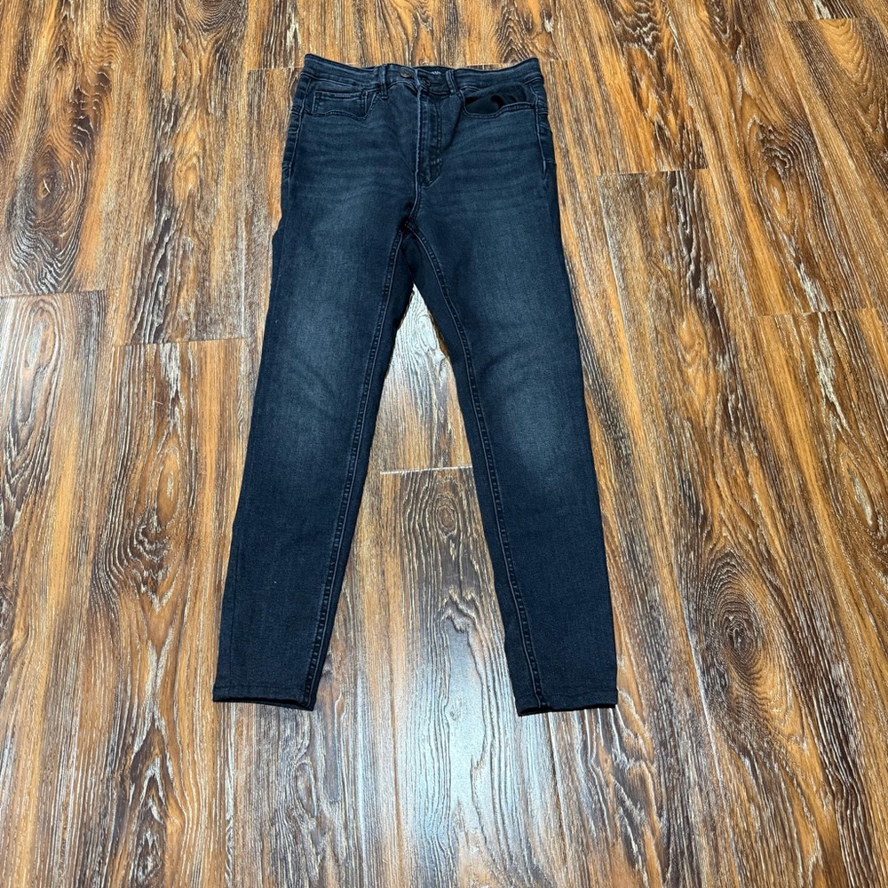 Stradivarius Women's Size 8 28X25‎ Black Ankle Crop Skinny Jeans Stretch 40